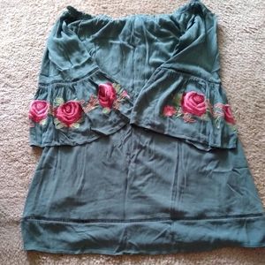 Moss green dress with embroidery